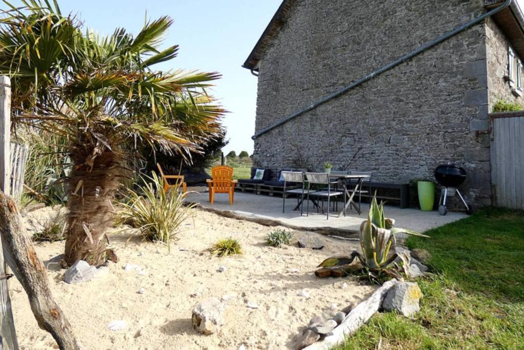 Maison Au Pied Des Dunes, 200M De La Plage Montmartin-sur-Mer Exterior photo